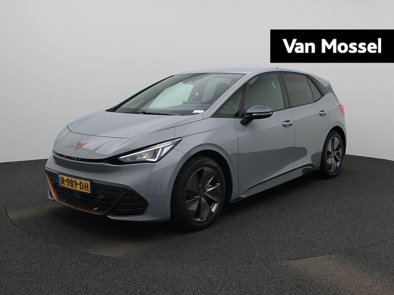 Grijs Occasion 2022 Cupra Born Hatchback | € 21.900 (Eerlijke prijs) - Afbeelding 1/4