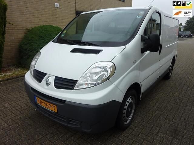 Wit Gebruikt 2013 Renault Trafic Van | € 3.750 (Eerlijke prijs) - Afbeelding 1/4