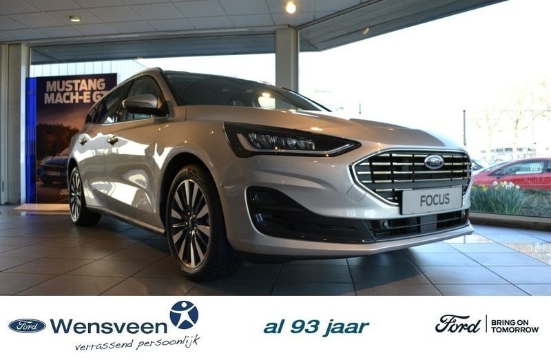 Zilver Nieuw 2025 Ford Focus Titanium X Stationwagen | € 31.950 (Super prijs) - Afbeelding 1/4