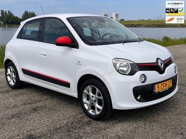 Wit Occasion 2015 Renault Twingo Dynamique Hatchback | € 6.744 (Eerlijke prijs) - Afbeelding 1/4