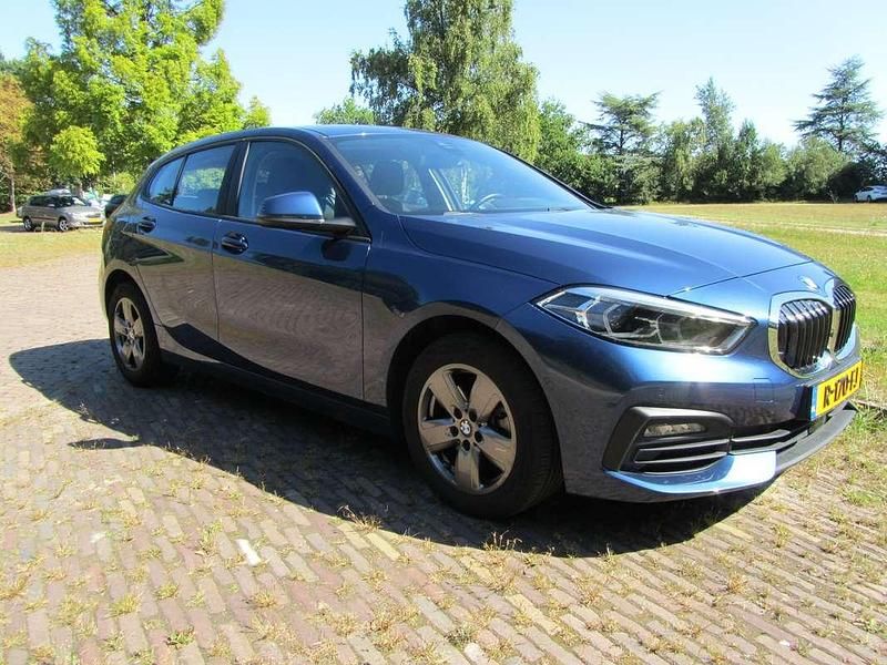 Occasion BMW 118 136 PK (100 kW) 2022 Blauw Hatchback