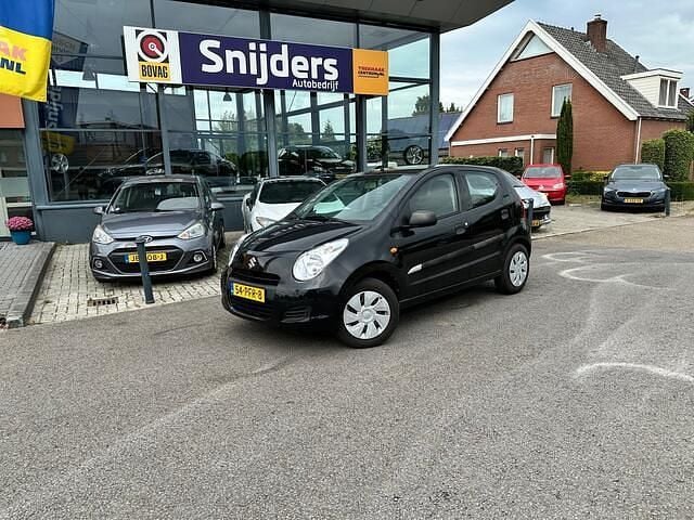 Zwart Gebruikt 2011 Suzuki Alto Hatchback | € 2.750 (Goede deal) - Afbeelding 1/4