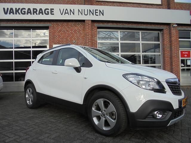 Wit Gebruikt 2015 Opel Mokka Cosmo SUV | € 8.950 (Eerlijke prijs) - Afbeelding 1/4