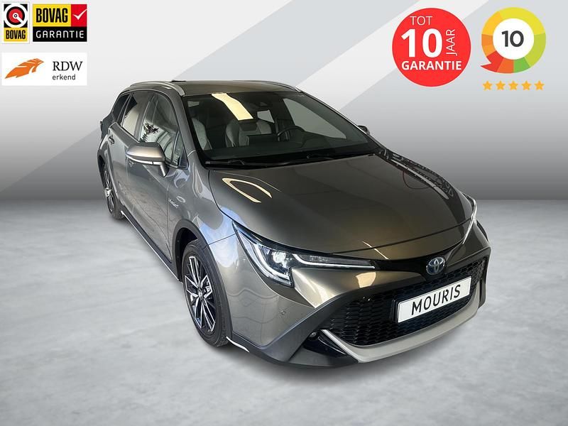 Groen Occasion 2026 Toyota Corolla Stationwagen | € 24.950 (Super prijs) - Afbeelding 1/4