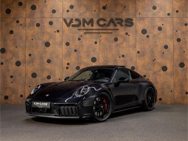 Zwart Gebruikt 2025 Porsche 911 Carrera 4 GTS Coupé | € 259.900 - Afbeelding 1/4