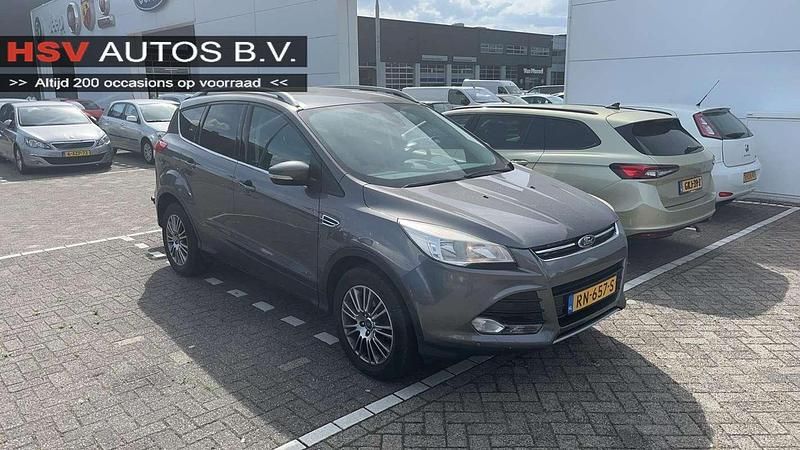 Grijs Gebruikt 2014 Ford Kuga Titanium SUV | € 9.999 (Eerlijke prijs) - Afbeelding 1/3