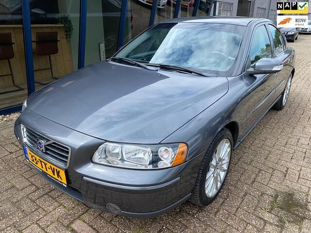 Occasion Volvo S60 140 PK (102 kW) 2007 Grijs, metallic lak Sedan