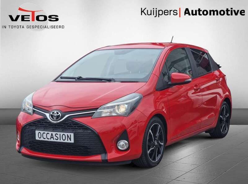 Rood Gebruikt 2015 Toyota Yaris Hatchback | € 10.950 (Iets duurder) - Afbeelding 1/4
