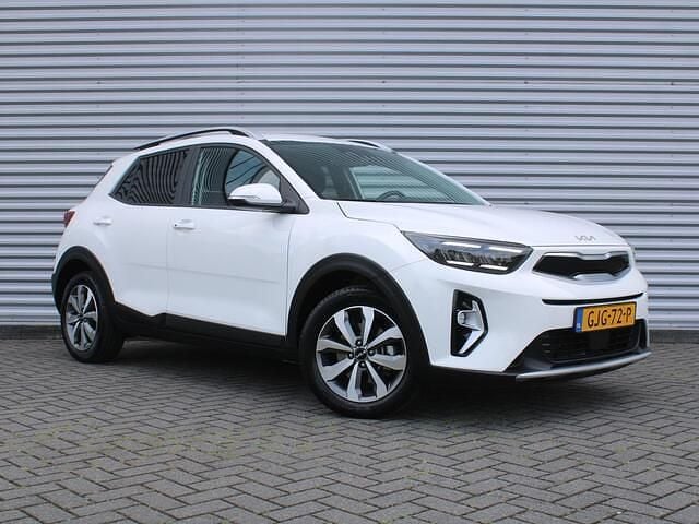 Occasion Kia Stonic 101 PK (74 kW) 2024 Wit SUV