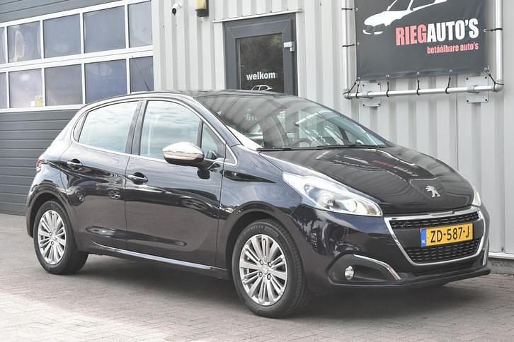 Occasion Peugeot 208 GT-line 112 PK (82 kW) 2018 Blauw Hatchback