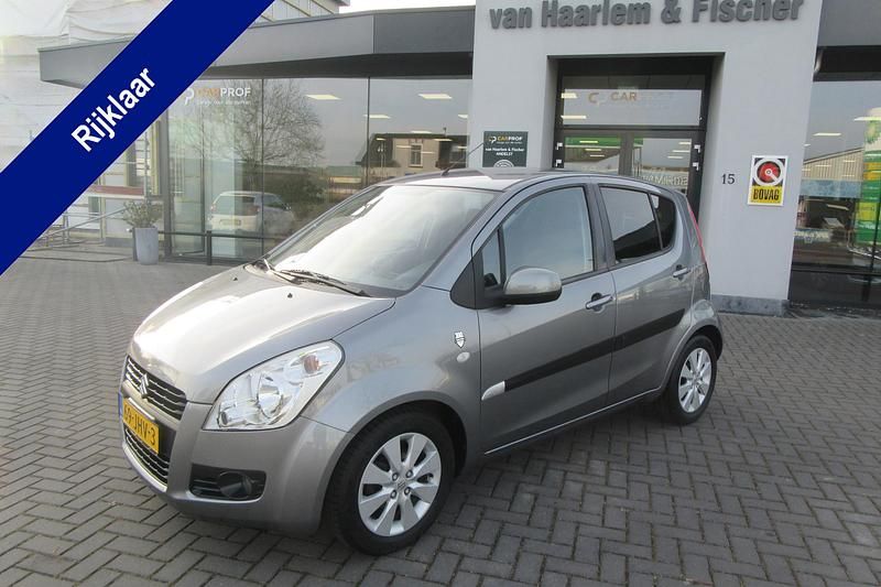 Grijs Occasion 2009 Suzuki Splash Comfort Hatchback | € 4.990 (Eerlijke prijs) - Afbeelding 1/3