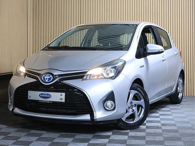 Overige Occasion 2015 Toyota Yaris Hatchback | € 12.444 (Goede deal) - Afbeelding 1/4