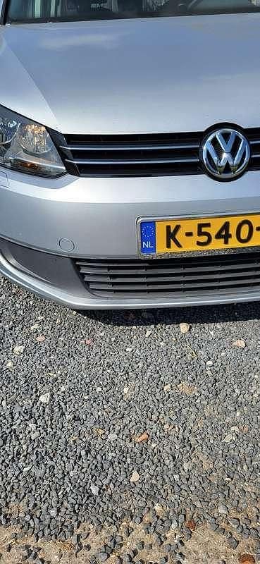 Zilver Gebruikt 2011 VW Touran Trendline MPV | € 7.500 (Goede deal) - Afbeelding 1/4