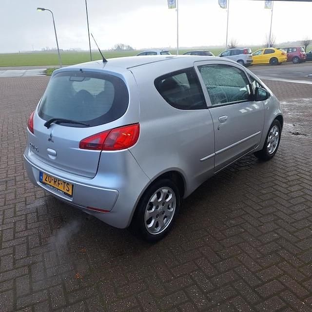Occasion Mitsubishi Colt Invite 2005 Grijs Hatchback