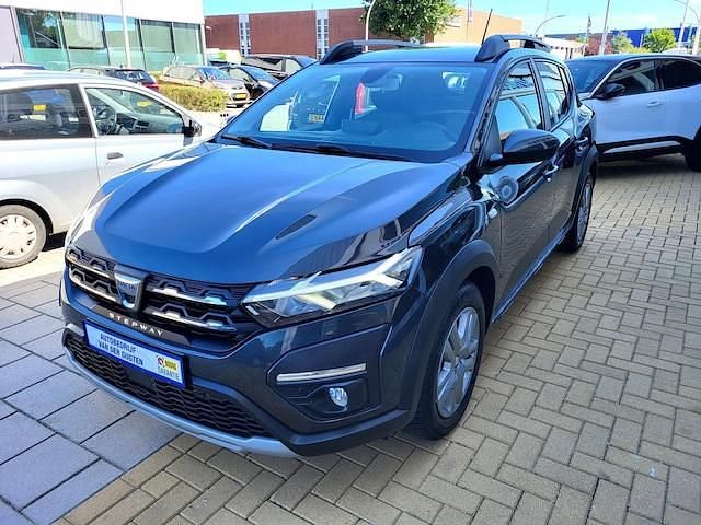 Occasion Dacia Sandero Essentiel 101 PK (74 kW) 2022 Grijs Hatchback
