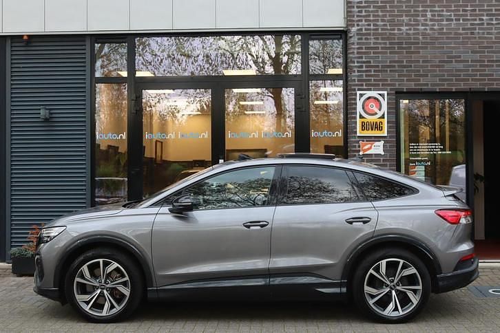 Occasion Audi Q4 Sportback e-tron Advanced 220 kW (300 PK) 2022 Grijs SUV