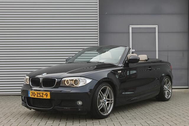 Zwart Gebruikt 2013 BMW 118 Cabriolet M Sport Cabriolet | € 15.999 (Iets duurder) - Afbeelding 1/4