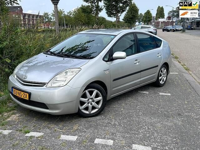 Grijs Gebruikt 2004 Toyota Prius Comfort Hatchback | € 1.234 (Super prijs) - Afbeelding 1/4