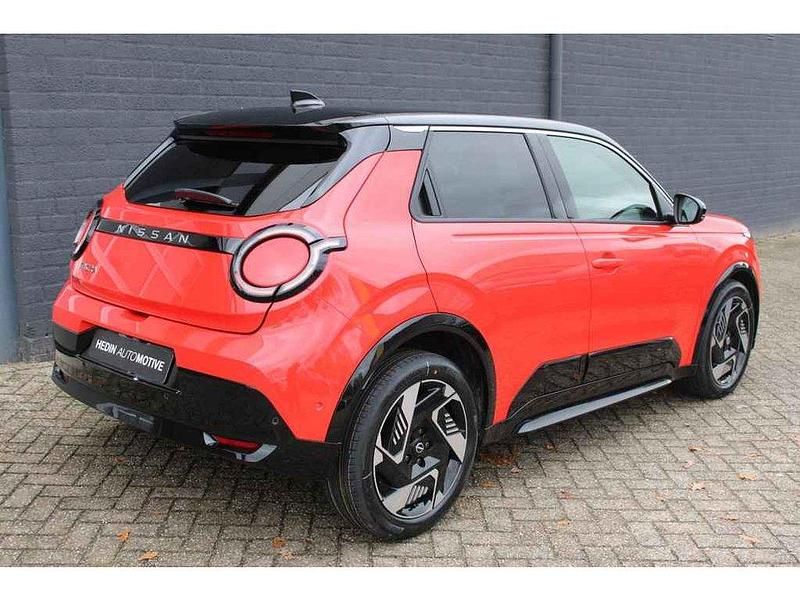 Nieuw Nissan Micra Evolve 110 kW (150 PK) 2025 Rebel red / black Hatchback