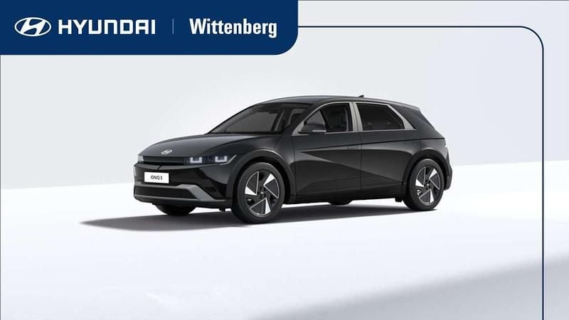 Zwart Nieuw 2025 Hyundai Ioniq 6 Limited Sedan | € 46.390 - Afbeelding 1/3
