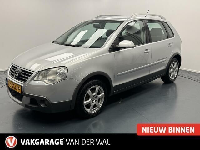 Grijs Gebruikt 2008 VW Polo Cross Hatchback | € 3.950 (Eerlijke prijs) - Afbeelding 1/4