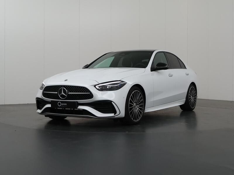 Gebruikt 2025 Mercedes C180 Edition Sedan | € 58.850 (Duur) - Afbeelding 1/4