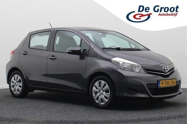 Grijs Gebruikt 2014 Toyota Yaris Hatchback | € 8.950 (Eerlijke prijs) - Afbeelding 1/4