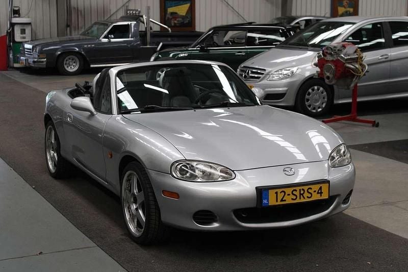 Occasion Mazda MX5 Exclusive 112 PK (82 kW) 2002 Grijs Cabriolet