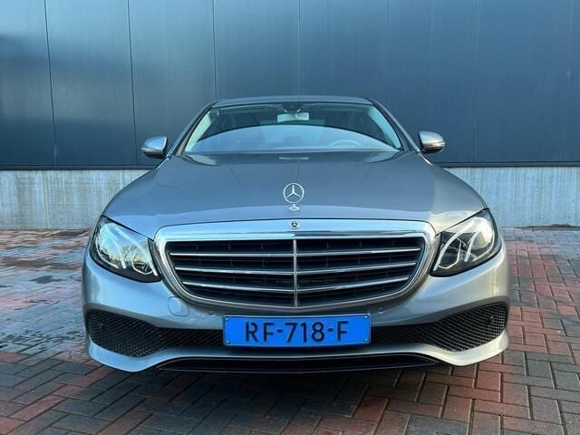 Occasion Mercedes E200 150 PK (110 kW) 2017 Grijs, metallic lak Sedan