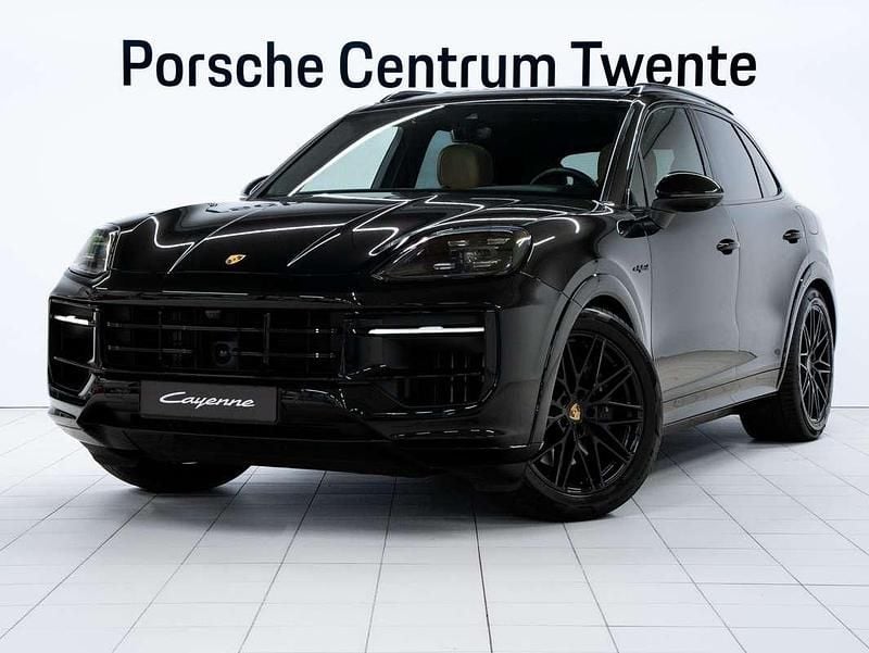 Zwart Gebruikt 2024 Porsche Cayenne SUV | € 109.900 (Iets duurder) - Afbeelding 1/4