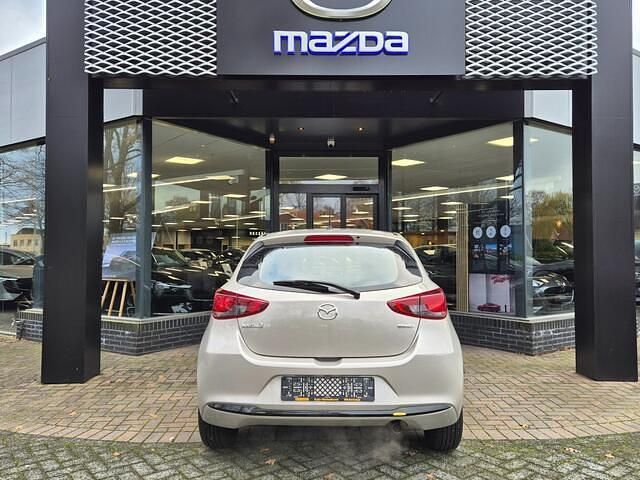Occasion Mazda 2 Center-Line 90 PK (66 kW) 2024 Platinum quartz metallic Hatchback