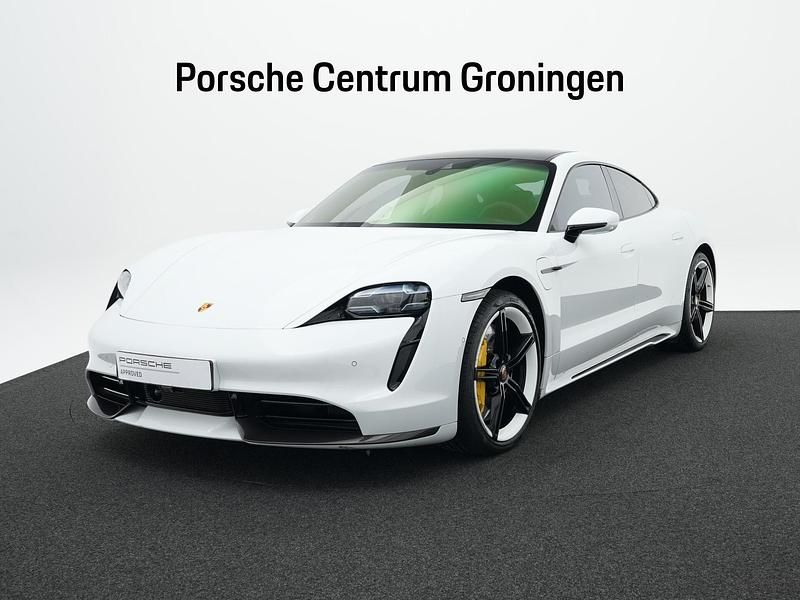 Wit Gebruikt 2020 Porsche Taycan Turbo S Sedan | € 74.900 - Afbeelding 1/4