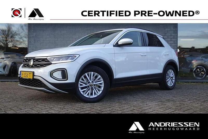 Wit Occasion 2022 VW T-Roc Edition SUV | € 20.950 (Goede deal) - Afbeelding 1/4
