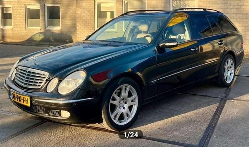 Zwart Gebruikt 2004 Mercedes E320 Elegance Stationwagen | € 3.000 (Super prijs) - Afbeelding 1/4
