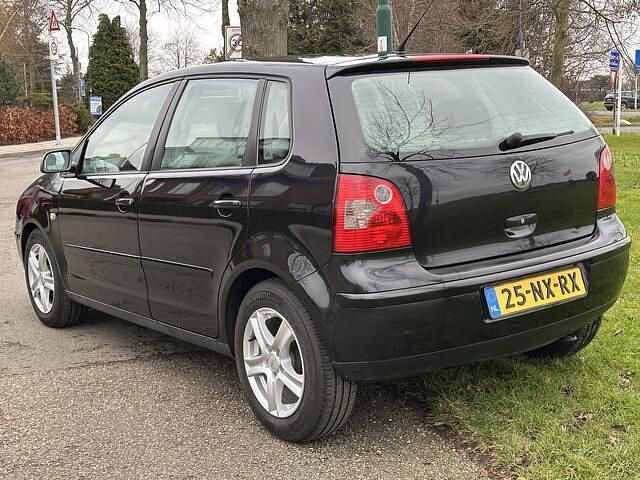 Occasion VW Polo 64 PK (47 kW) 2004 Zwart Hatchback