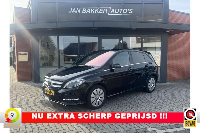 Zwart Occasion 2016 Mercedes B250e Edition MPV | € 9.950 - Afbeelding 1/4