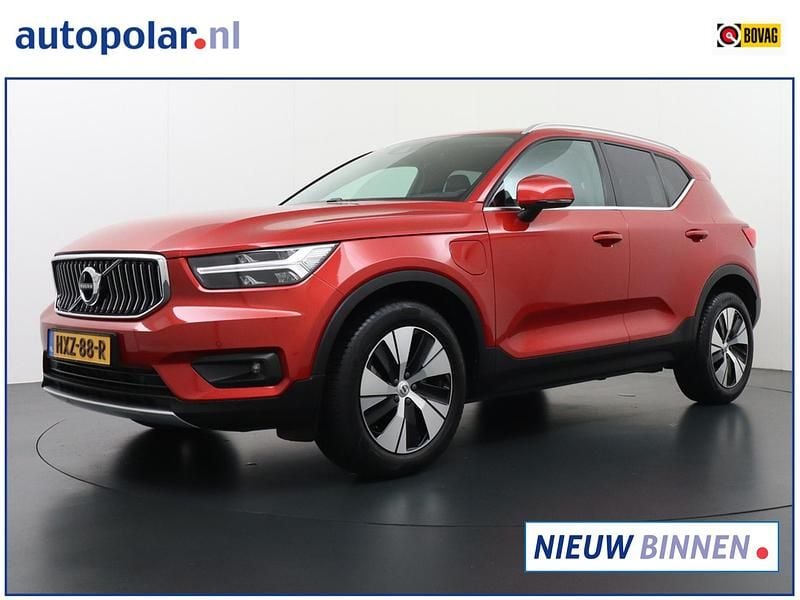 Rood Gebruikt 2021 Volvo XC40 Business Edition SUV | € 31.650 (Super prijs) - Afbeelding 1/4
