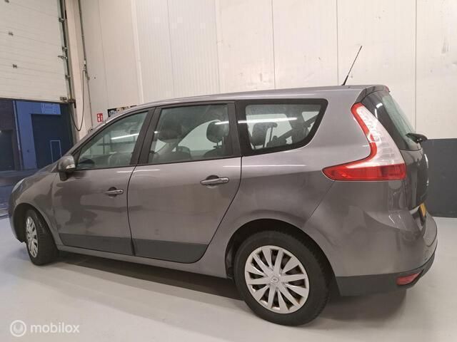 Occasion Renault Scénic III Expression 131 PK (96 kW) 2009 Grijs MPV