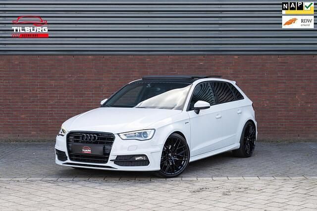 Wit Gebruikt 2014 Audi A3 Sportback Ambition Hatchback | € 14.250 (Eerlijke prijs) - Afbeelding 1/4