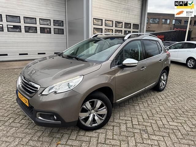 Grijs Gebruikt 2014 Peugeot 2008 Allure SUV | € 7.499 (Goede deal) - Afbeelding 1/4
