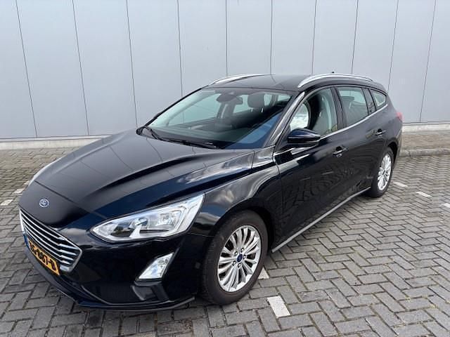 Zwart Occasion 2019 Ford Focus Stationwagen | € 9.999 (Goede deal) - Afbeelding 1/4