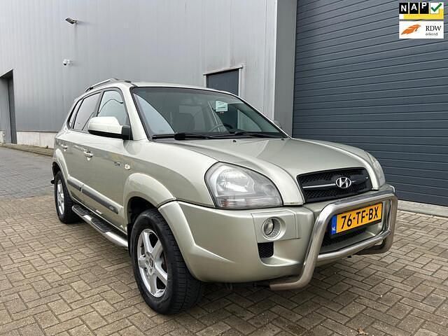 Grijs (metallic) Occasion 2006 Hyundai Tucson Style SUV | € 3.999 (Eerlijke prijs) - Afbeelding 1/4