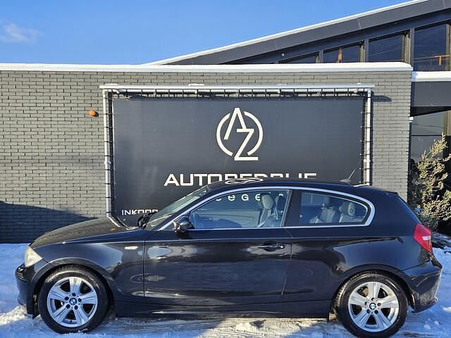 Zwart Occasion 2011 BMW 116 Efficient Dynamics Hatchback | € 3.999 (Goede deal) - Afbeelding 1/4