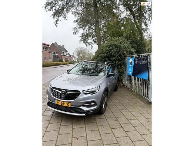 Grijs Occasion 2019 Opel Grandland X Innovation SUV | € 13.500 (Eerlijke prijs) - Afbeelding 1/4