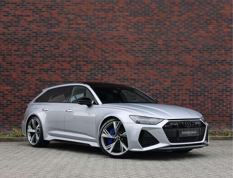 Occasion Audi RS6 Exclusive 601 PK (442 kW) 2023 Zilver (metallic) Stationwagen