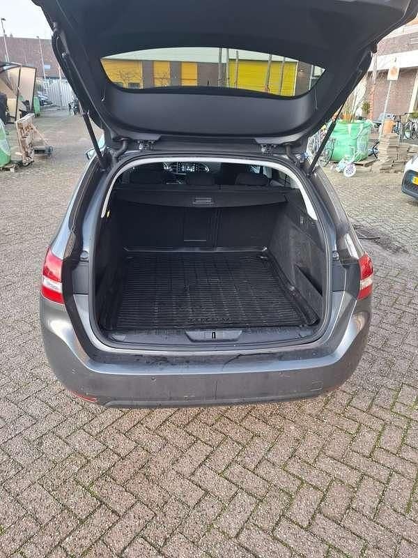 Grijs Gebruikt 2016 Peugeot 308 Stationwagen | € 5.000 (Super prijs) - Afbeelding 1/4