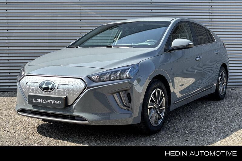 Grijs Gebruikt 2020 Hyundai Ioniq Premium Sedan | € 15.945 (Eerlijke prijs) - Afbeelding 1/4