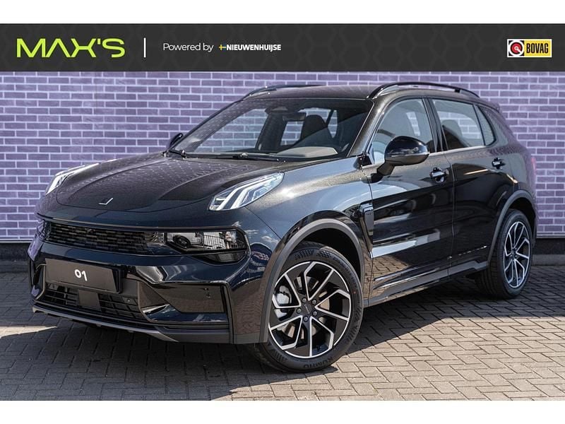 Zwart Gebruikt 2025 Lynk & Co 01 SUV | € 36.899 - Afbeelding 1/3