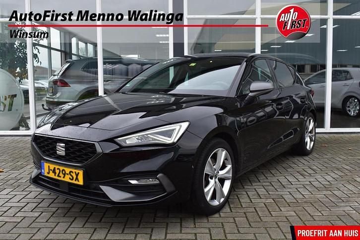 Zwart Gebruikt 2020 Seat Leon FR Hatchback | € 16.995 (Iets duurder) - Afbeelding 1/4