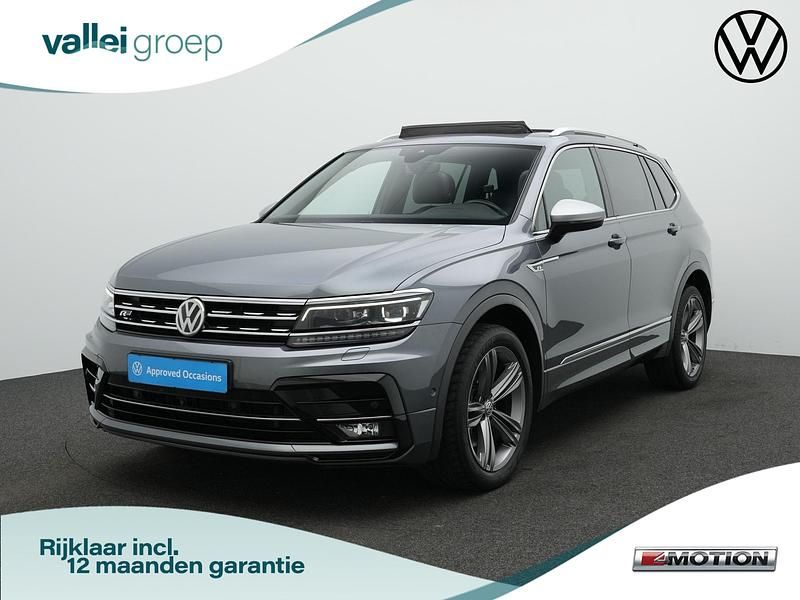 Grijs Gebruikt 2019 VW Tiguan Highline SUV | € 34.900 (Duur) - Afbeelding 1/4